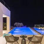 By Rethymno (Crete)